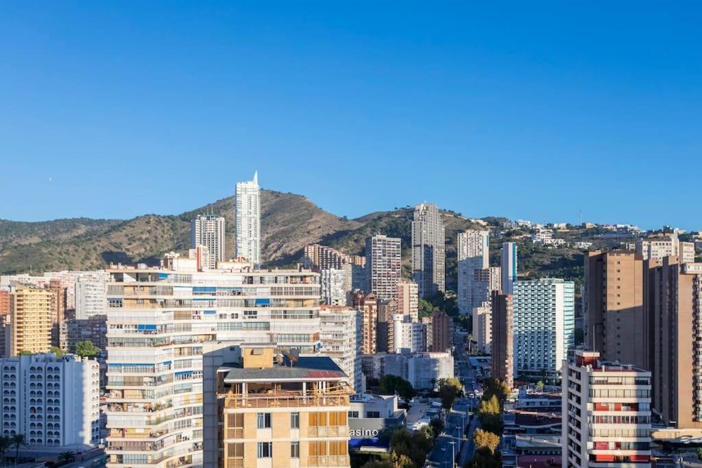 Atico Con Gran Terraza Lägenhet Benidorm Exteriör bild