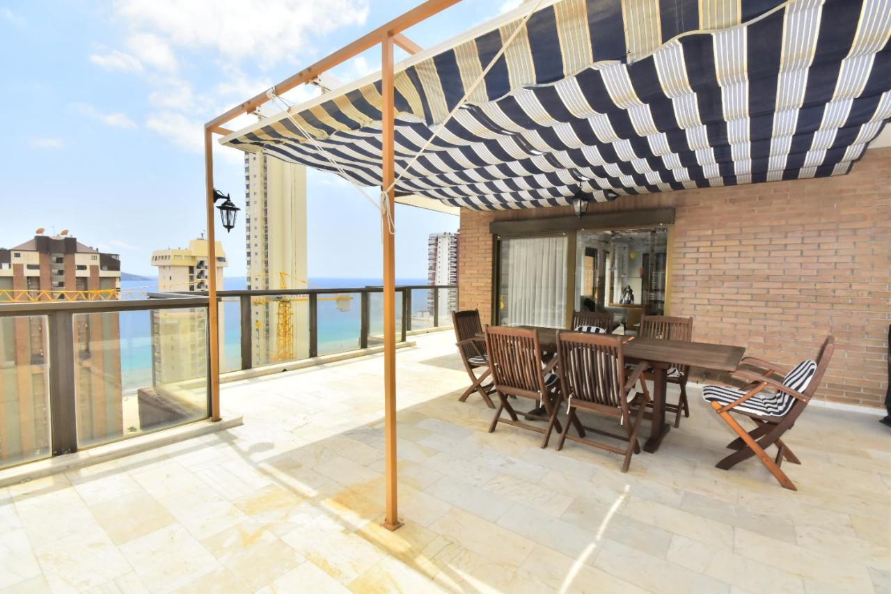 Atico Con Gran Terraza Lägenhet Benidorm Exteriör bild