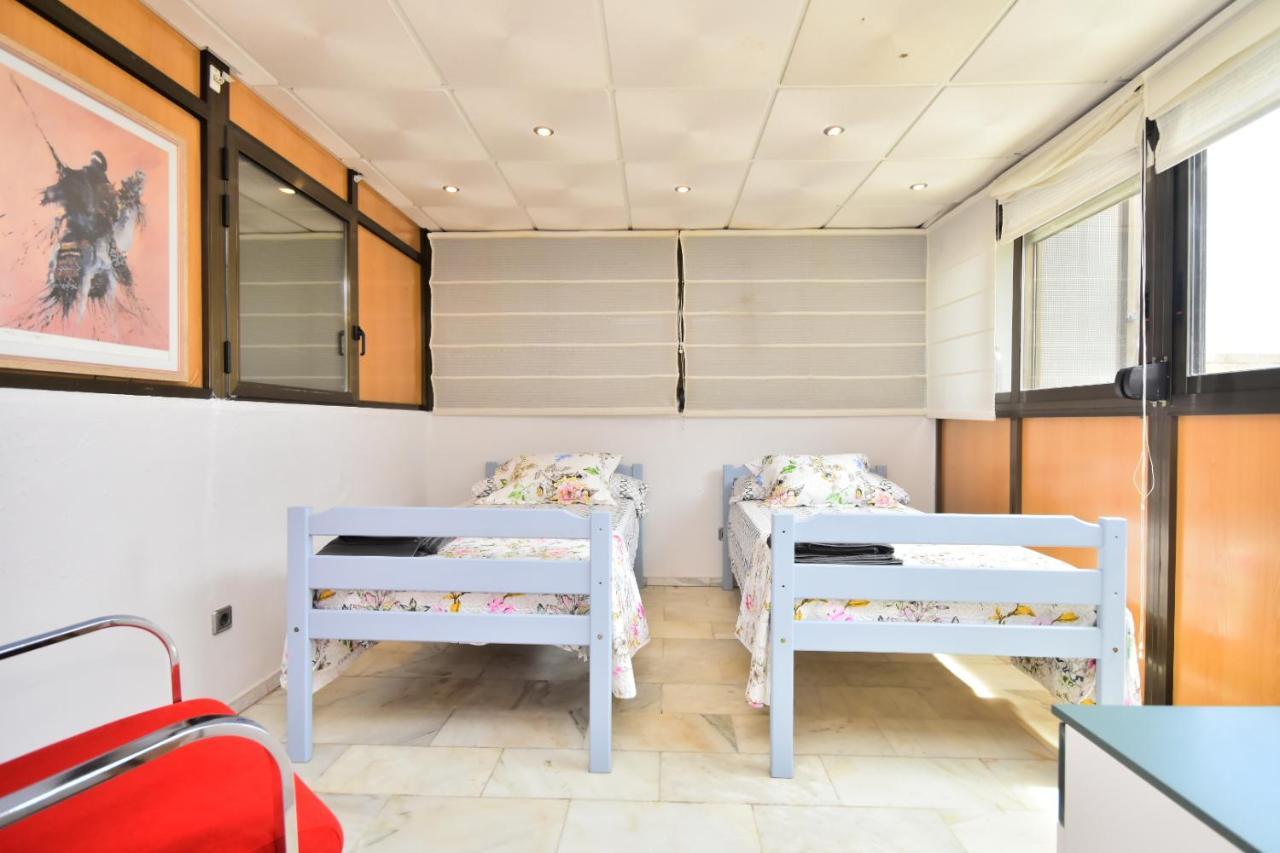 Atico Con Gran Terraza Lägenhet Benidorm Exteriör bild