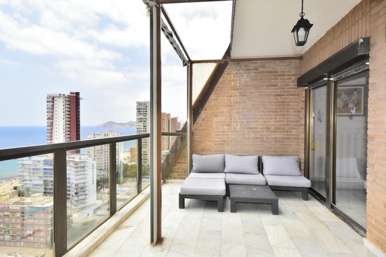 Atico Con Gran Terraza Lägenhet Benidorm Exteriör bild