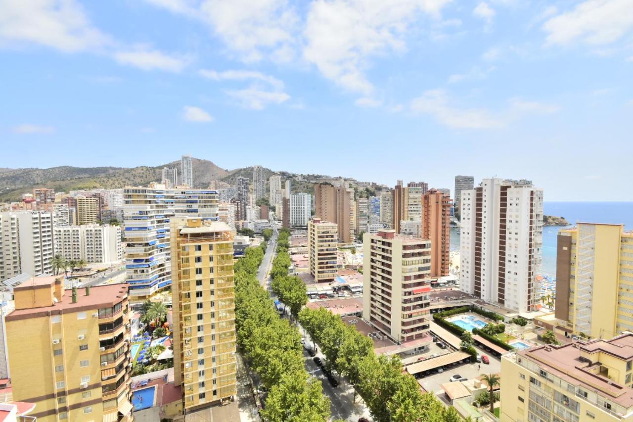 Atico Con Gran Terraza Lägenhet Benidorm Exteriör bild