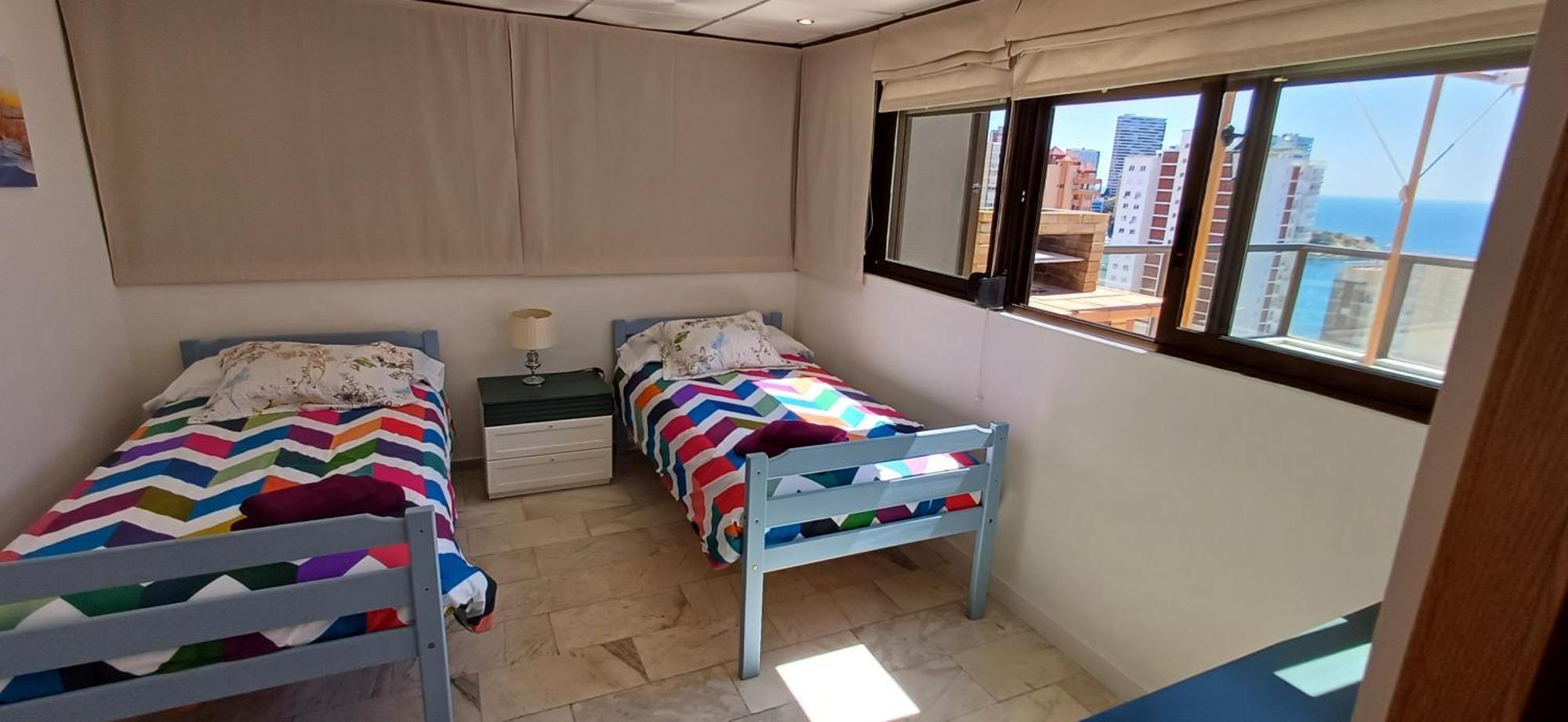 Atico Con Gran Terraza Lägenhet Benidorm Exteriör bild